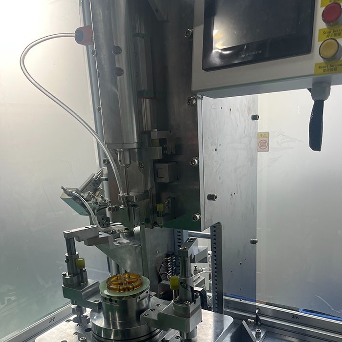 Automatic Riveting Machine